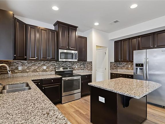 2nd image of 1617 Banff Ct
