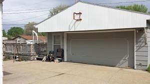 3rd image of 3526 Avenue F