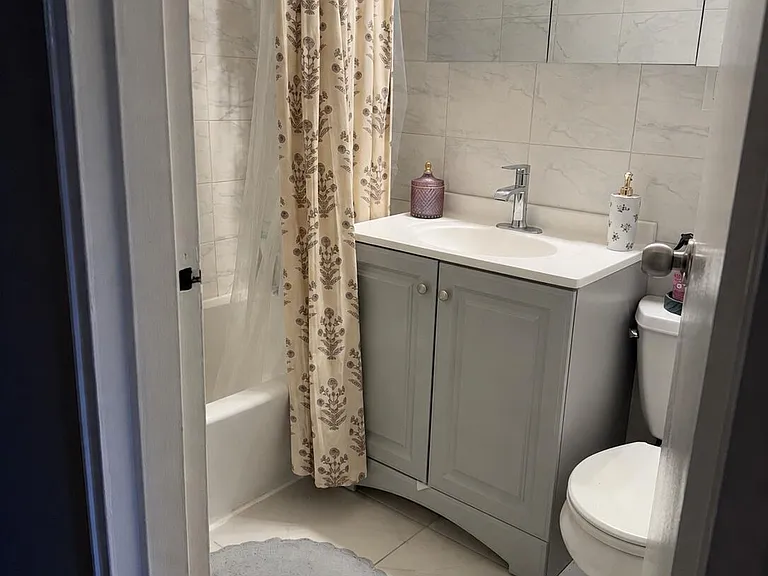 321 Spring St #8 — Photo 12