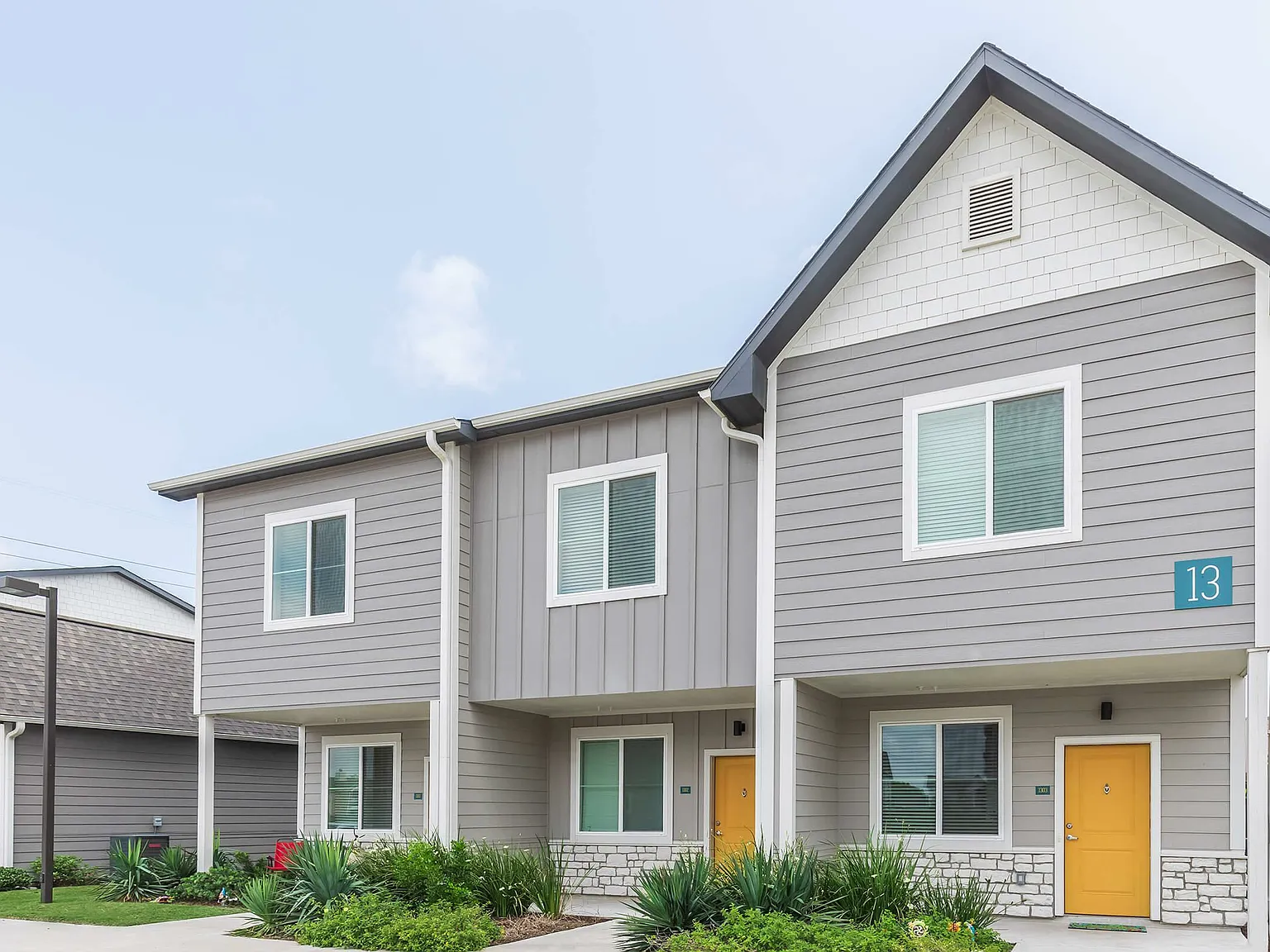 Townhomes at Twenty01 — Photo 4