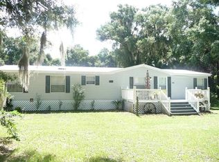 100 S Fern St, San Mateo, FL 32187