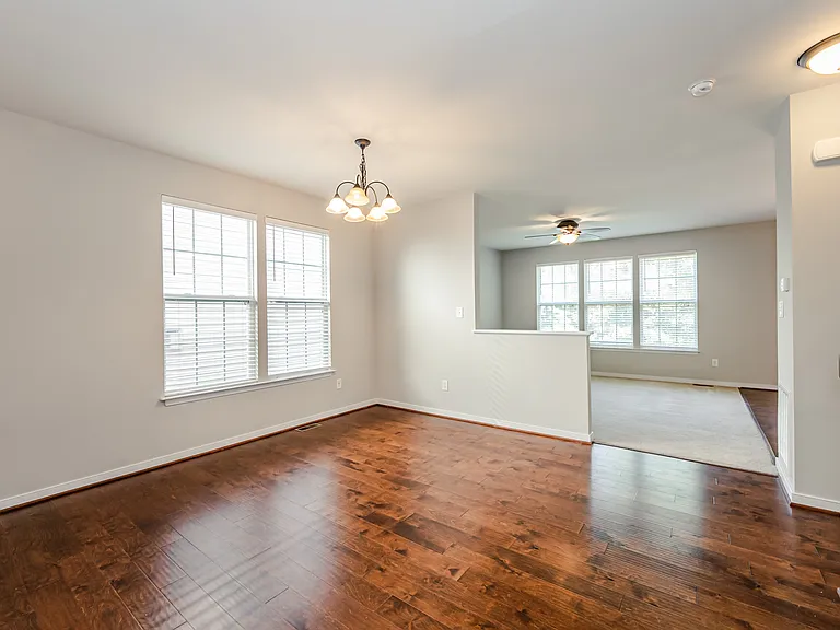 9258 Sedgehill Ct — Photo 6