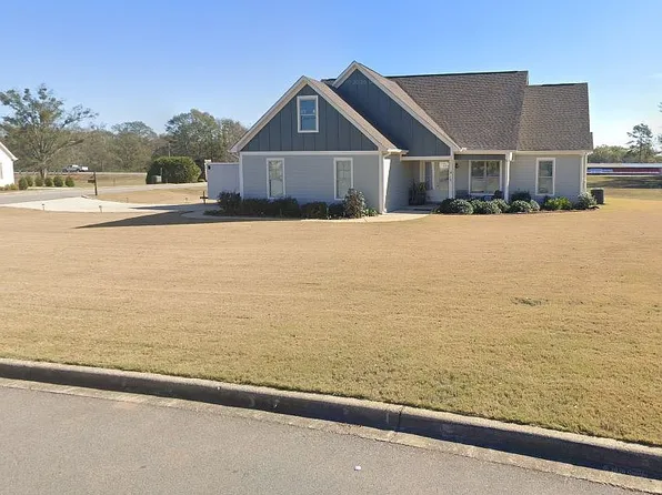 165 Homestead Dr, Cropwell, AL 35054
