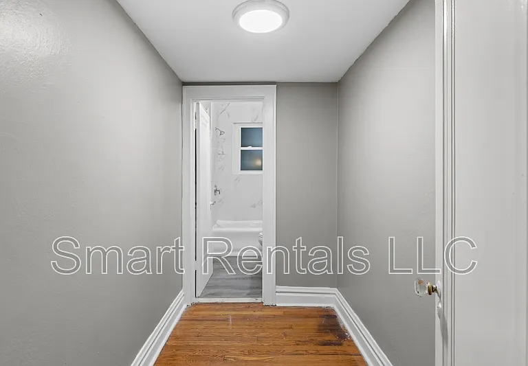5618 S Grand Blvd #1 — Photo 20