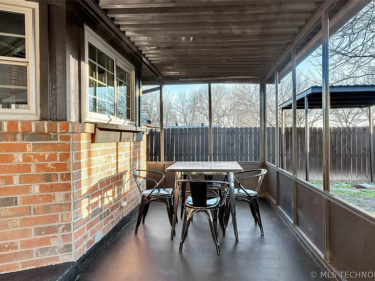 1107 Osage St — Photo 29