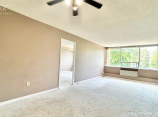 3227 King St E #412, Kitchener, ON N2A 3Z9