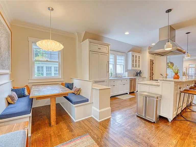 Blue Ridge Ave NE — Photo 17