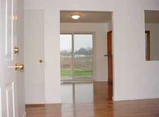 6550 Badgley Rd, East Syracuse, NY 13057