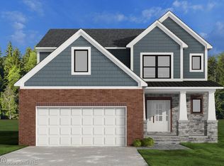 577 W Lake St, South Lyon, MI 48178