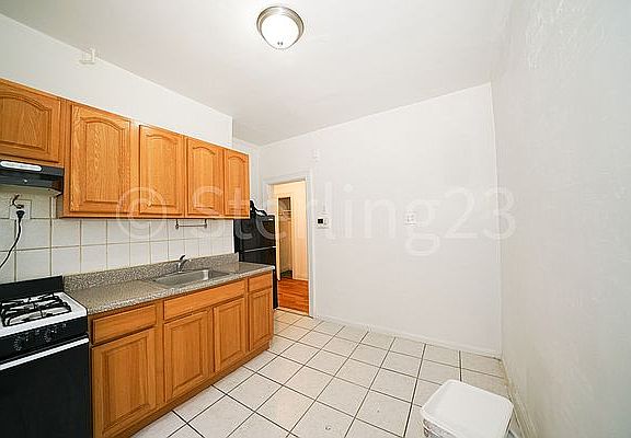 3rd image of 25-15 24th Ave #2C