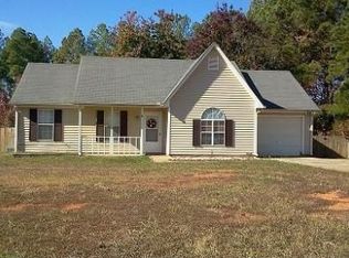 1265 N Hampton Dr, Hampton, GA 30228