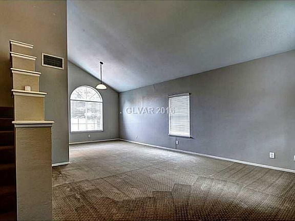 3rd image of 295 Cameron Hill Ct