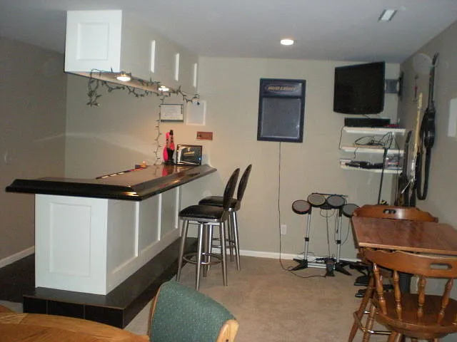 2717 Bristol Dr — Photo 8