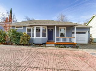 273 9th Street Aly, Ashland, OR 97520