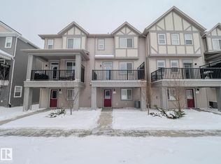 Crescent Trails, Edmonton, AB T6X 2V7