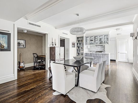 5th image of 165 W 91st St #16E