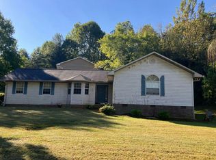 217 Clovefield Ln, Knoxville, TN 37920