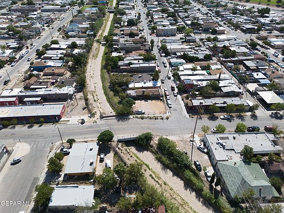 4th image of 3001 E San Antonio Ave