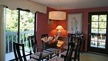 5th image of 10608 NE 58th St