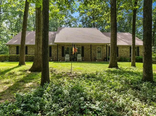 340 Commanche Dr, Cape Girardeau, MO 63701