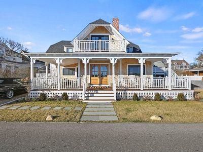 9 Tuckernuck Ave, Oak Bluffs, MA, 02557