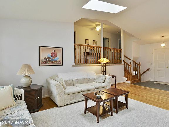 4th image of 4913 Dodson Dr