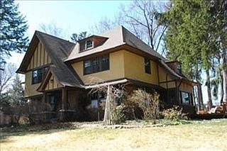 1st image of 1546 Spruce Dr