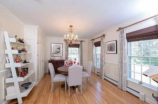 4th image of 65 Parkwood Dr