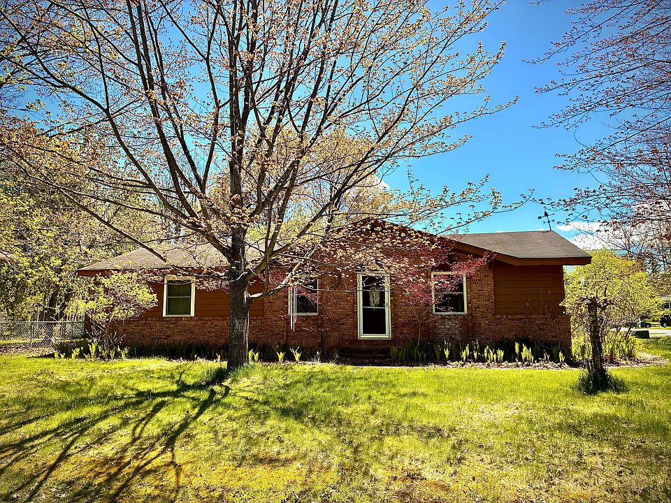 1st image of 1309 Crestview Dr