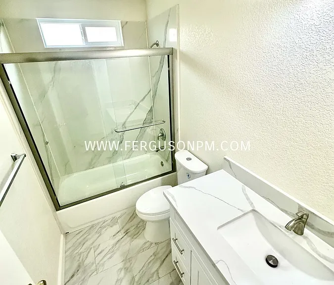 1320 Anna St — Photo 5