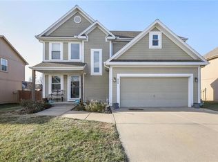 830 N Spruce St, Gardner, KS 66030