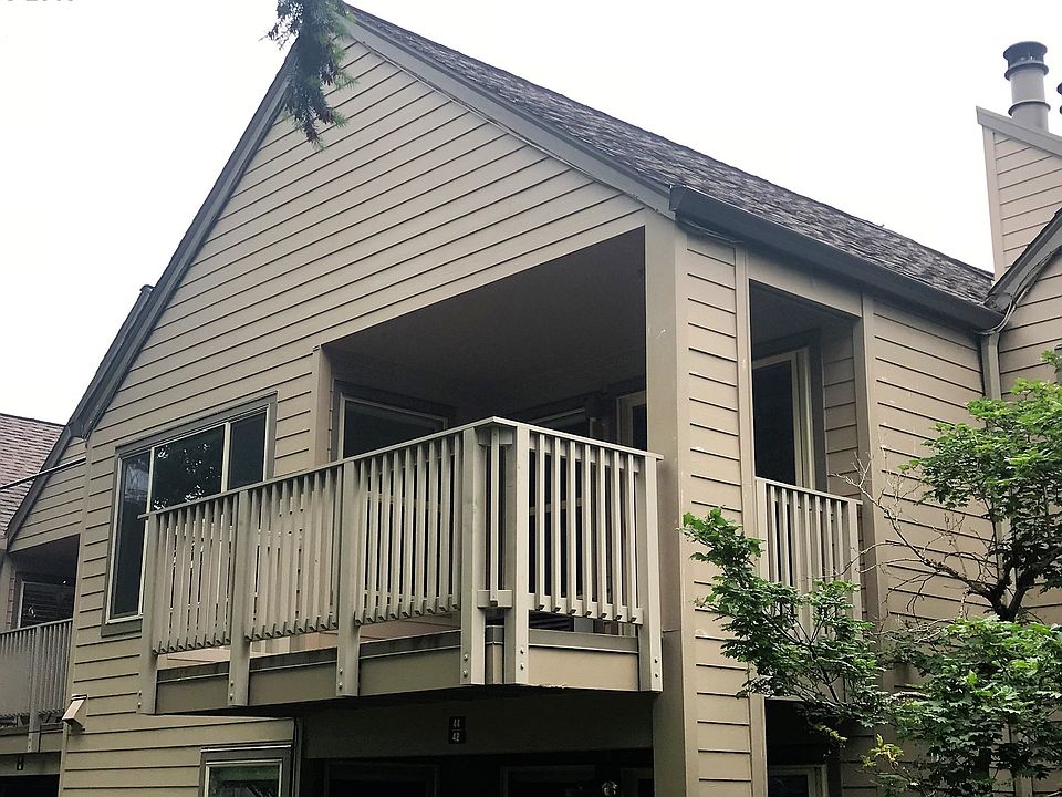 1st image of 2506 SE Baypoint Dr Unit 44U