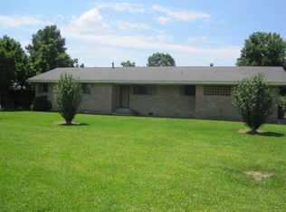 811 W Butcher Switch Rd, Lafayette, LA 70507