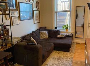 1365 W Grand Ave #2R, Chicago, IL 60642