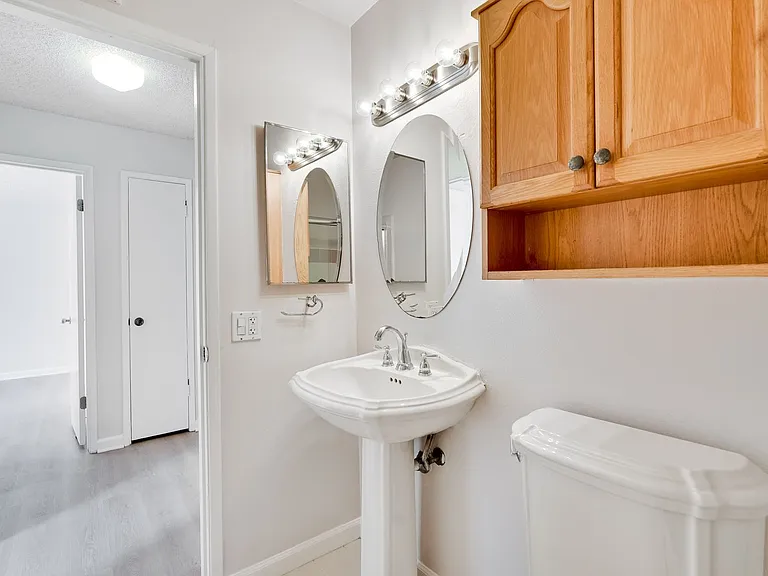 781 N Fair Oaks Ave #6 — Photo 26