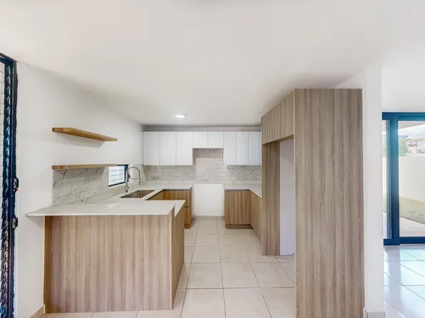 Calle 3n Quintas De Dorado Bb #10, Dorado, PR 00646