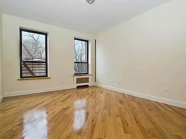 433 E 114th St #4E — Photo 7