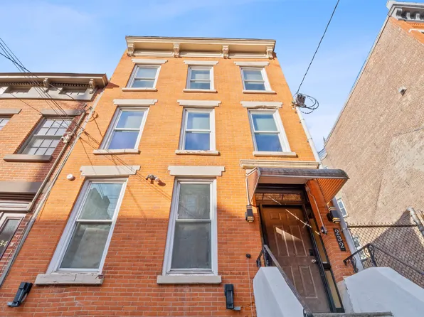 232 1st Street image 1 of 17