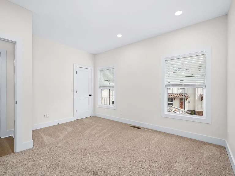 1421 Spring Pointe Ln — Photo 22