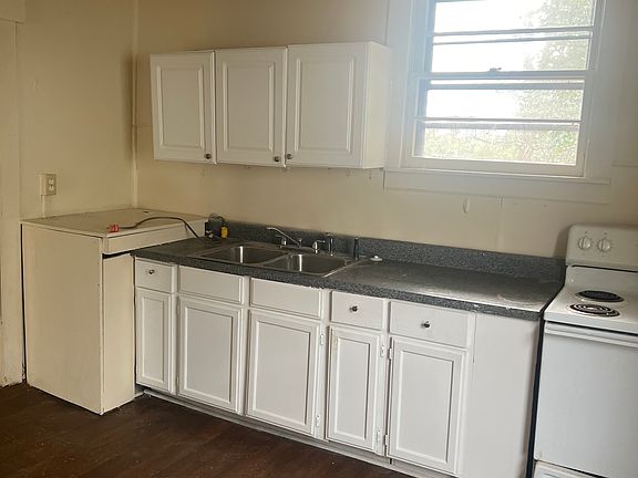 2nd image of 149 Bomar Ave