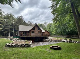 4636 N Hope Rd, Hope, MI 48628