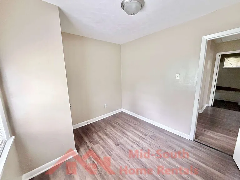 2718 Marlene St — Photo 14