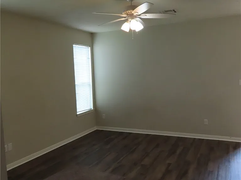 4107 McFarland Dr — Photo 12