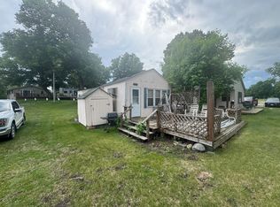 1206 E Lake St, Osakis, MN 56360