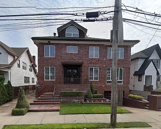 1st image of 232 133rd St #B