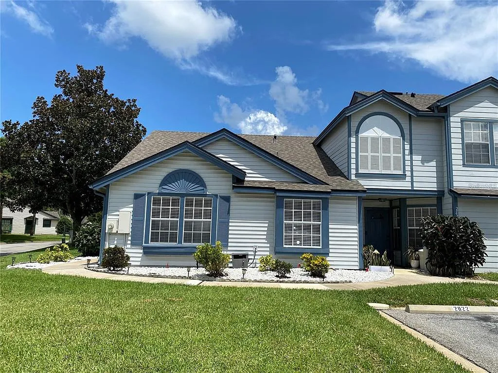 2 bed, 2.0 bath, 1140 sqft, $1,895 — Photo 4