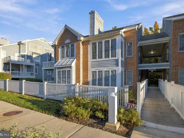 2704 Summerview Way APT 304, Annapolis, MD 21401