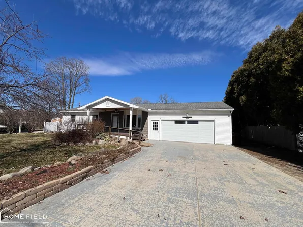 905 E Exchange St, Owosso, MI 48867