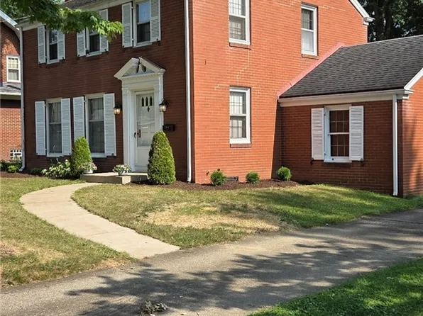 655 E Liberty St, Hubbard, OH 44425