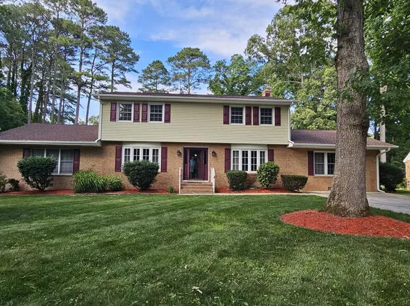 8300 Robin Hood Dr, Salisbury, MD 21804